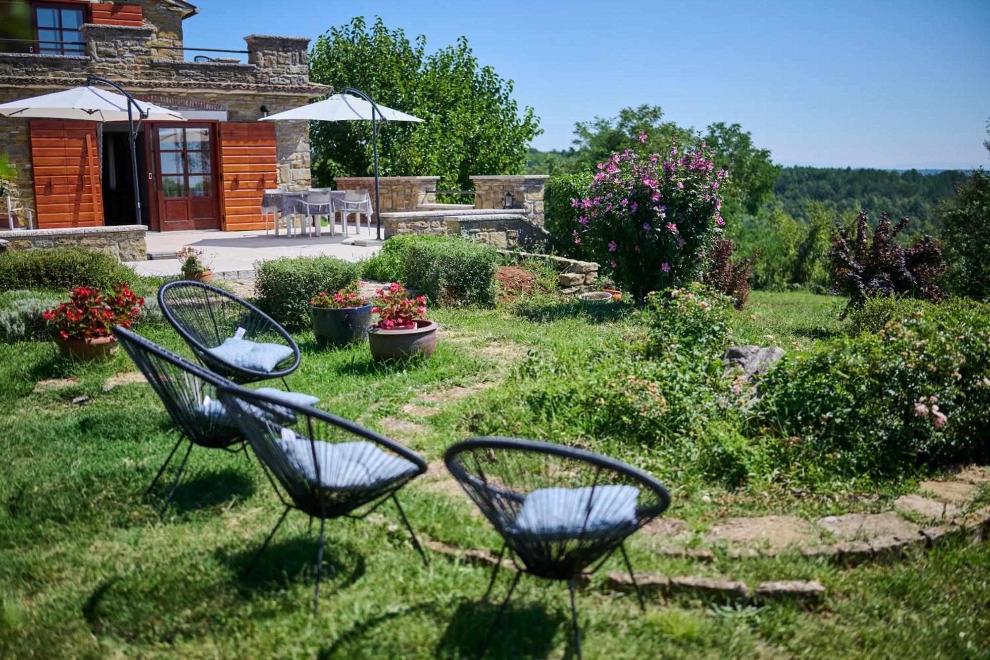 グロジュニャン Casa Del Conte - Peaceful Hideaway In North Istriaヴィラ エクステリア 写真